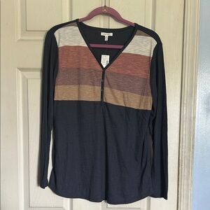 NWT Maurices color-block long sleeve ribbed Henley top size XL